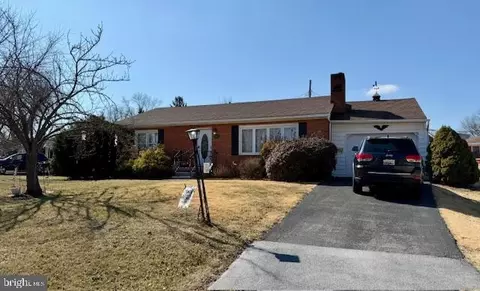 1429 Glenwood Ave, Hagerstown, MD 21742