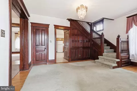 Entry Way - 72 S Main St, Smithsburg, MD 21783 photo 1 of 8
