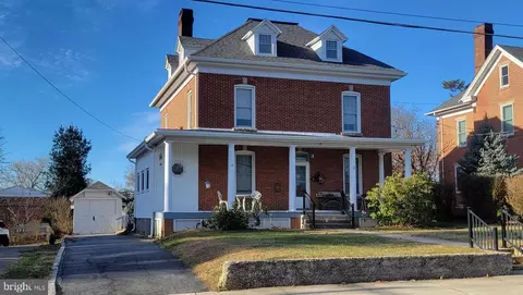 72 S Main St, Smithsburg, MD 21783