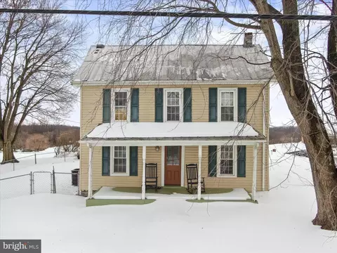 13643 Creek View Dr, Hagerstown, MD 21740