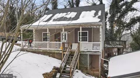 17419 Taylors Landing Rd, Sharpsburg, MD 21782