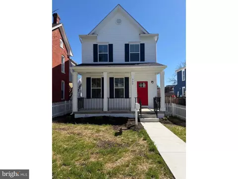 320 Linganore Ave, Hagerstown, MD 21740