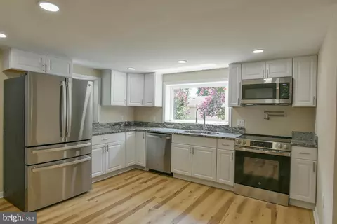 70 Nottingham Rd, Hagerstown, MD 21740