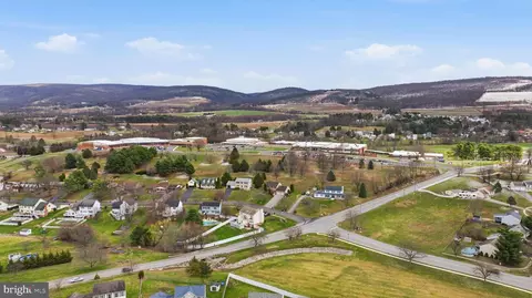 View/Area - 104 Drew Cir, Smithsburg, MD 21783 photo 12 of 14