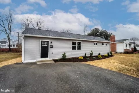 833 Noland Dr, Hagerstown, MD 21740