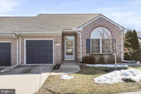 340 Sunbrook Ln, Hagerstown, MD 21741