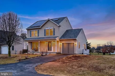 12214 Bucky Ave, Hagerstown, MD 21740