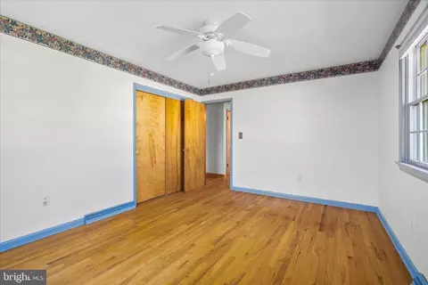 Bedroom - 22054 Mohawk Dr, Smithsburg, MD 21783 photo 6 of 6