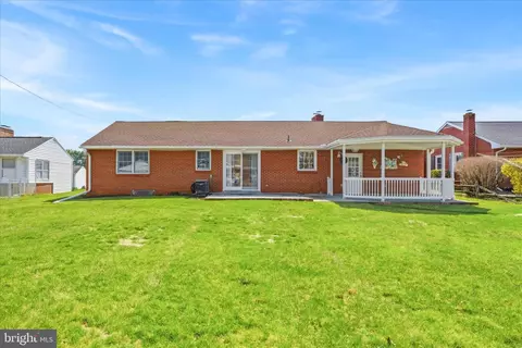Exterior - 22054 Mohawk Dr, Smithsburg, MD 21783 photo 10 of 11