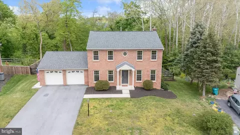 47 Stanford Rd, Hagerstown, MD 21742