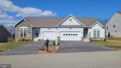 13880 Patriot Way, Hagerstown, MD 21740