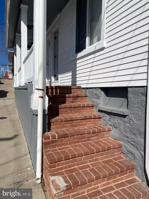Exterior - 314 E Franklin St, Hagerstown, MD 21740 photo 3 of 4