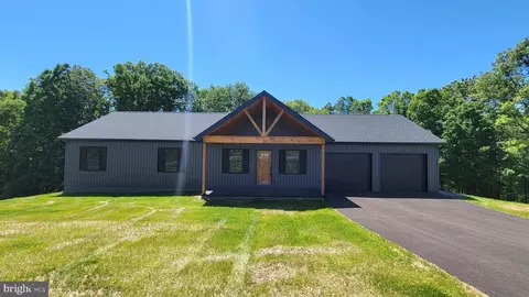 14630 Bain Rd, Hancock, MD 21750