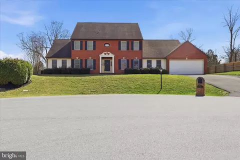 18819 Fountain Ter, Hagerstown, MD 21742