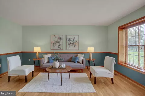 Living - 8001 Mapleville Rd, Boonsboro, MD 21713 photo 1 of 6