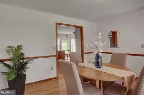 Dining - 8001 Mapleville Rd, Boonsboro, MD 21713 photo 2 of 2