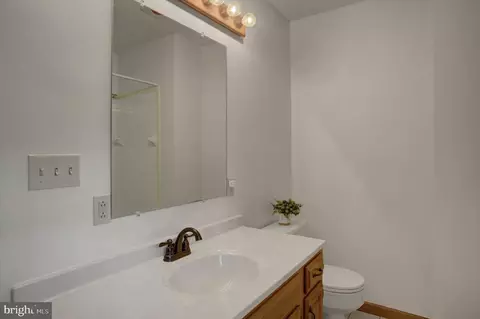 Bath - 8001 Mapleville Rd, Boonsboro, MD 21713 photo 3 of 3