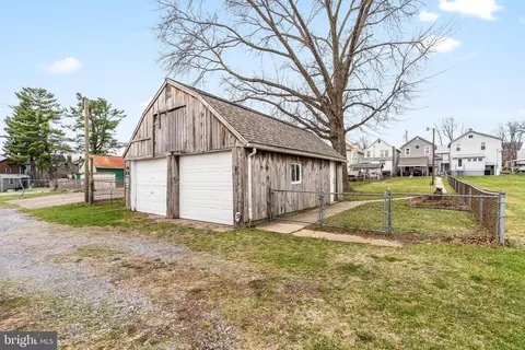 Exterior - 17 N Martin St, Clear Spring, MD 21722 photo 10 of 11
