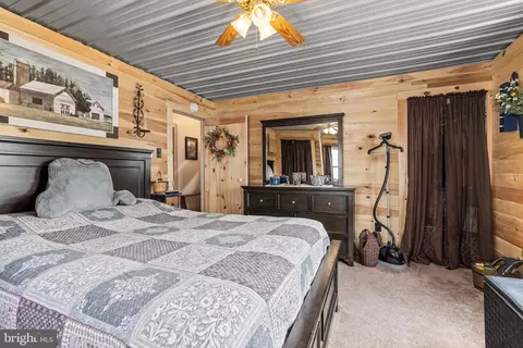 Bedroom - 17 N Martin St, Clear Spring, MD 21722 photo 3 of 3