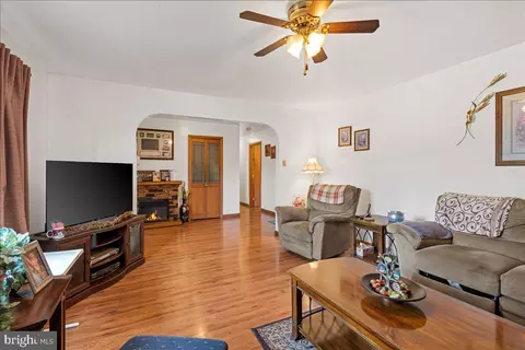 12530 Seavolt Rd, Hancock, MD 21750 photo 7
