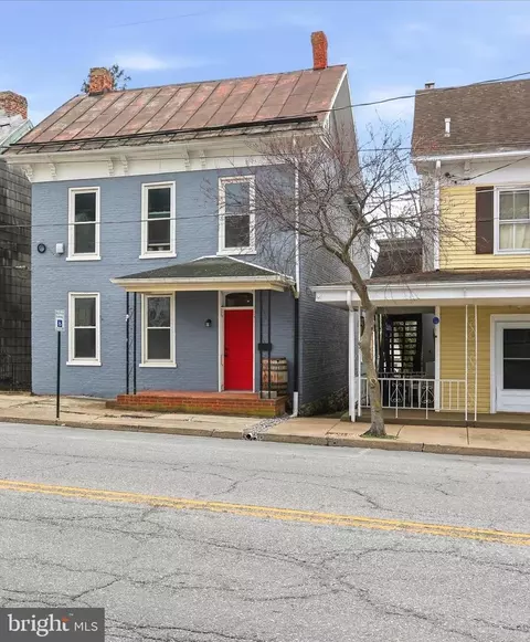 34 W Salisbury St, Williamsport, MD 21795