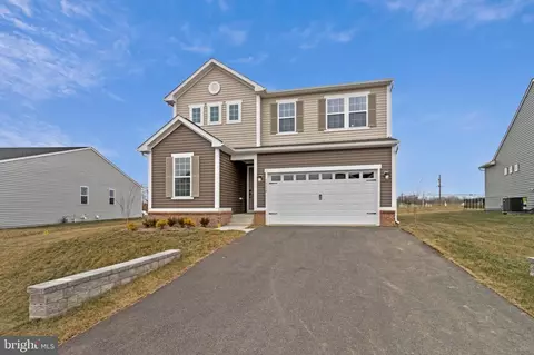 10110 Wilkes Dr, Williamsport, MD 21795