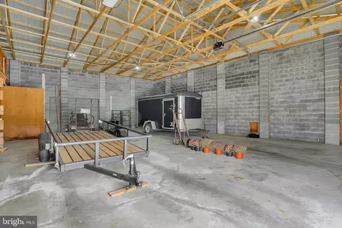 Exterior - 13039 Spickler Rd, Clear Spring, MD 21722 photo 4 of 4