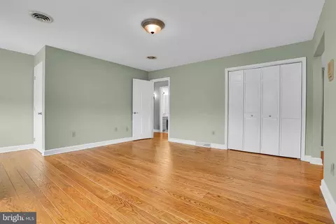 Bedroom - 13039 Spickler Rd, Clear Spring, MD 21722 photo 1 of 5