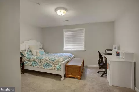 Bedroom - 7 Eckstine Ct, Smithsburg, MD 21783 photo 5 of 6