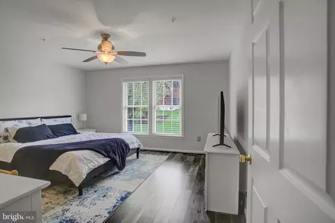 Bedroom - 7 Eckstine Ct, Smithsburg, MD 21783 photo 2 of 6