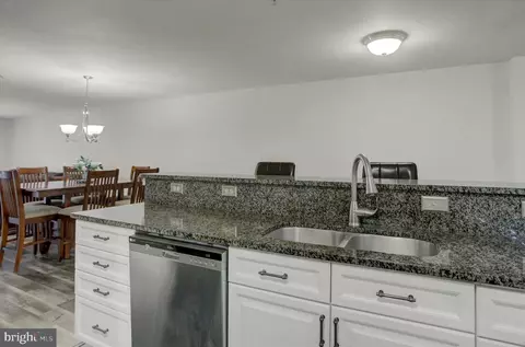 Kitchen - 7 Eckstine Ct, Smithsburg, MD 21783 photo 4 of 4