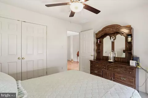 Bedroom - 5 Eckstine Ct, Smithsburg, MD 21783 photo 6 of 6