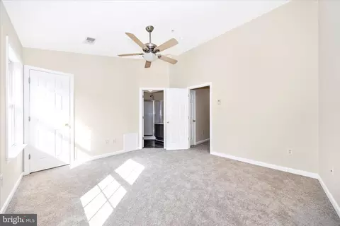 Bedroom - 105 Sentry Rdg, Smithsburg, MD 21783 photo 2 of 8