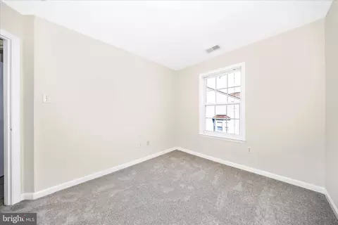Bedroom - 105 Sentry Rdg, Smithsburg, MD 21783 photo 8 of 8
