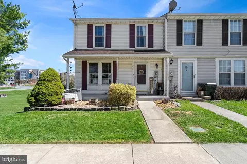 222 Lily Ct, Hagerstown, MD 21740