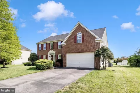 18307 Misty Acres Dr, Hagerstown, MD 21740