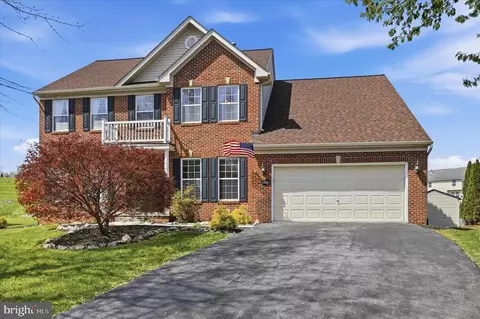 18106 Bullock Ct, Hagerstown, MD 21740