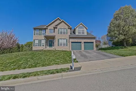 809 Brookridge Dr, Boonsboro, MD 21713