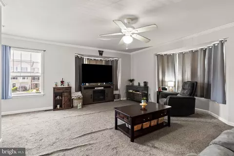 Living - 128 Sentry Rdg, Smithsburg, MD 21783 photo 1 of 1