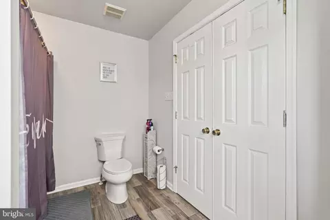Entry Way - 128 Sentry Rdg, Smithsburg, MD 21783 photo 2 of 6