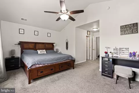 Bedroom - 128 Sentry Rdg, Smithsburg, MD 21783 photo 2 of 4