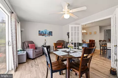 Dining - 128 Sentry Rdg, Smithsburg, MD 21783 photo 3 of 5