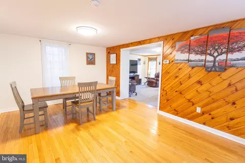 Dining - 21 Cumberland St, Clear Spring, MD 21722 photo 1 of 2