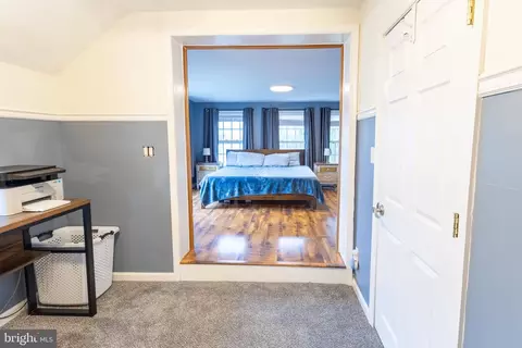 Entry Way - 21 Cumberland St, Clear Spring, MD 21722 photo 5 of 6