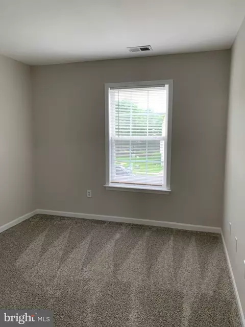 Bedroom - 114 Sentry Rdg, Smithsburg, MD 21783 photo 2 of 2
