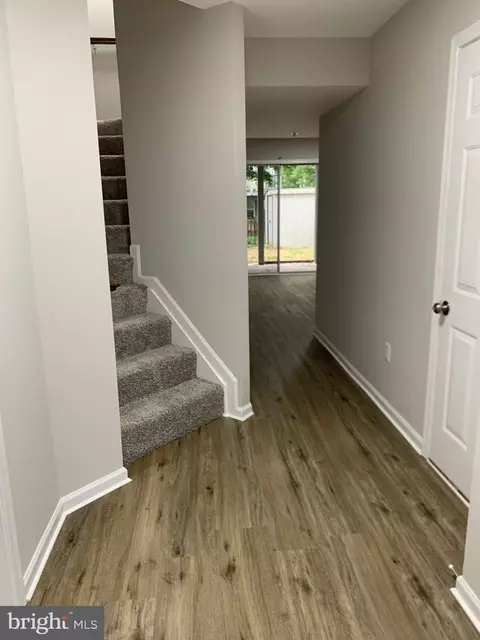 Entry Way - 114 Sentry Rdg, Smithsburg, MD 21783 photo 5 of 9