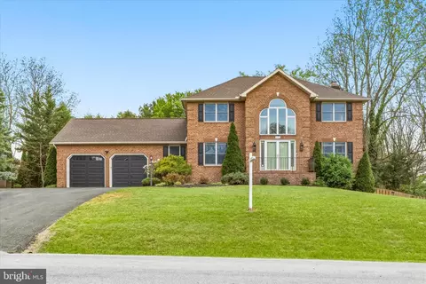 20115 Teakwood Dr, Hagerstown, MD 21742