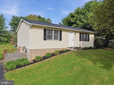 13020 Resh Rd, Hagerstown, MD 21740