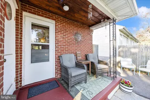 Exterior - 3 E Chestnut St, Funkstown, MD 21734 photo 6 of 8