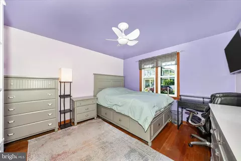 Bedroom - 3 E Chestnut St, Funkstown, MD 21734 photo 6 of 10